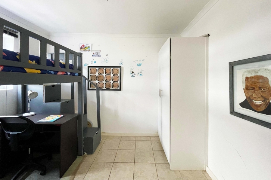 2 Bedroom Property for Sale in Rugby Western Cape